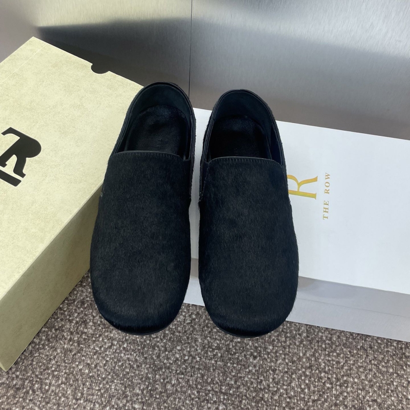 Other flat shoes